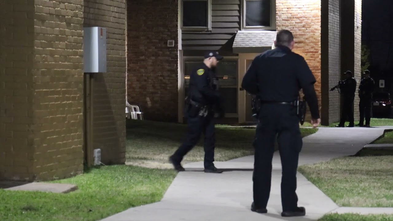 CVS robbery suspect taken into custody after a short standoff with