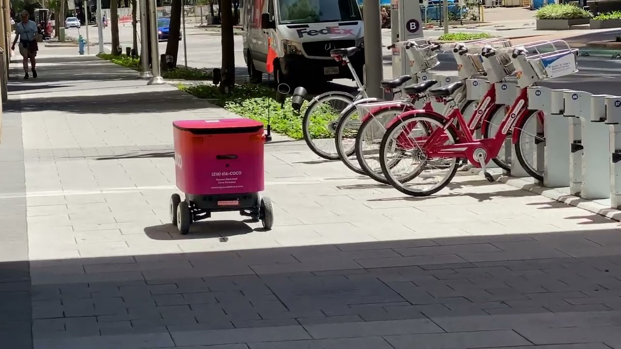 Food Delivery Robot Spotted in Downtown Houston Houston Stringer