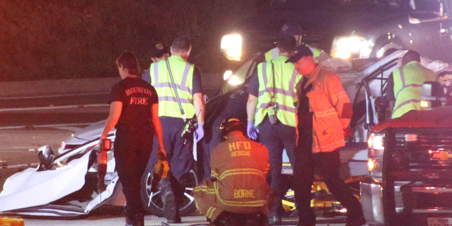 Hfd Rescue 10 Watch: HFD Rescue frees trapped man from vehicle on I-10 @ Washington ...