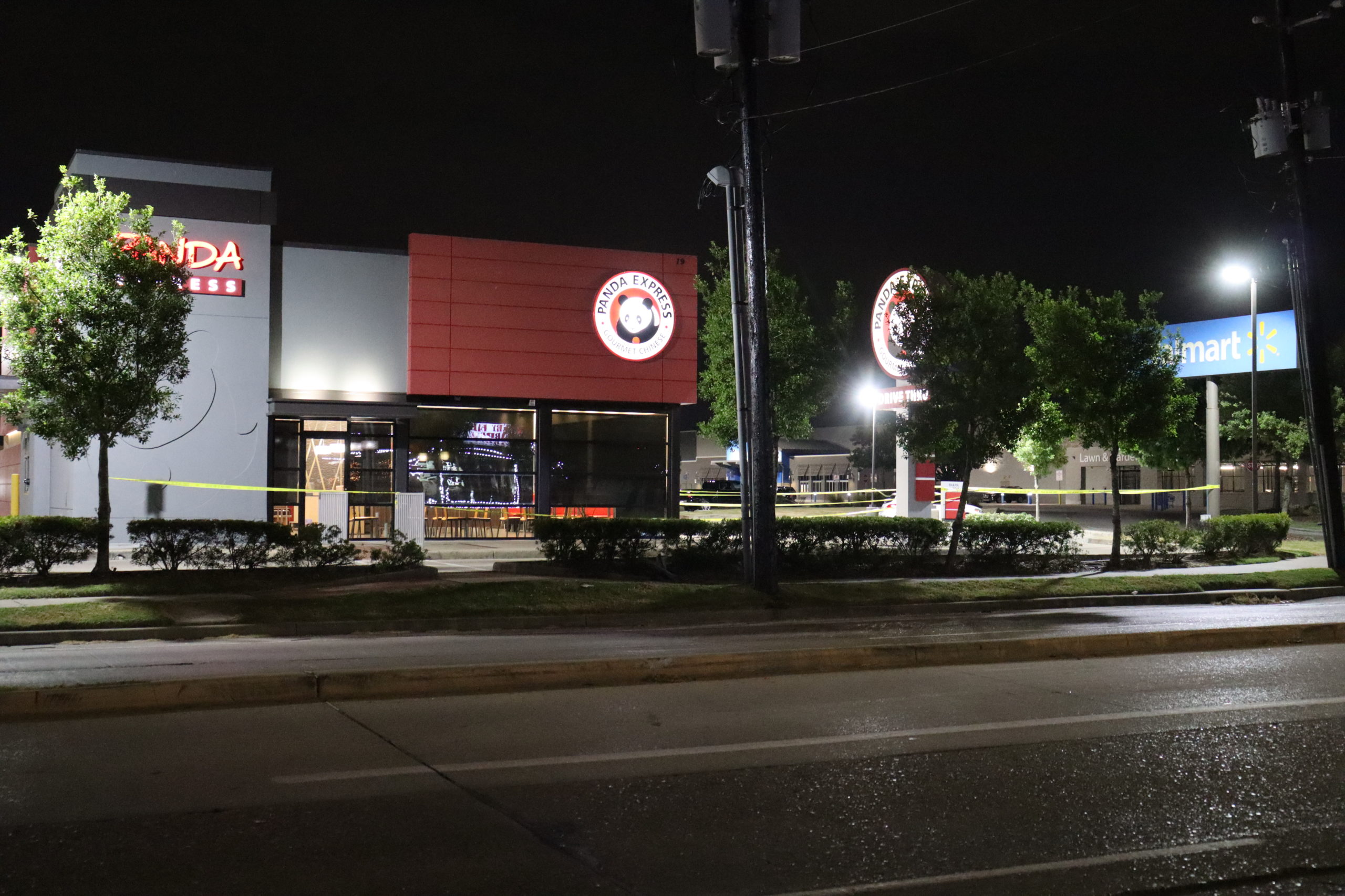 Suspect shot by police after attacking random victim at a Houston