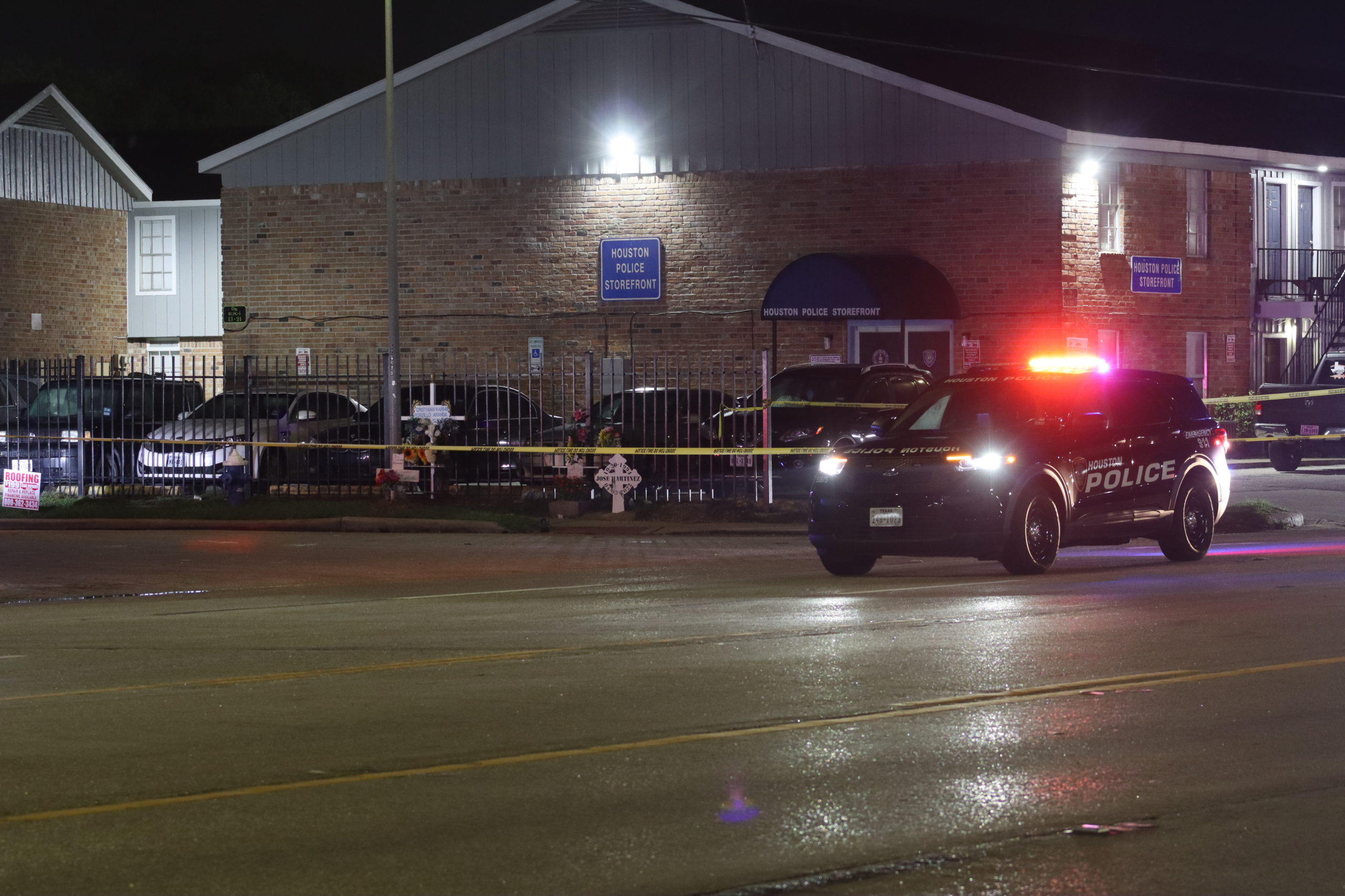 Houston Shooting Newspittube Detail - vasdh1m