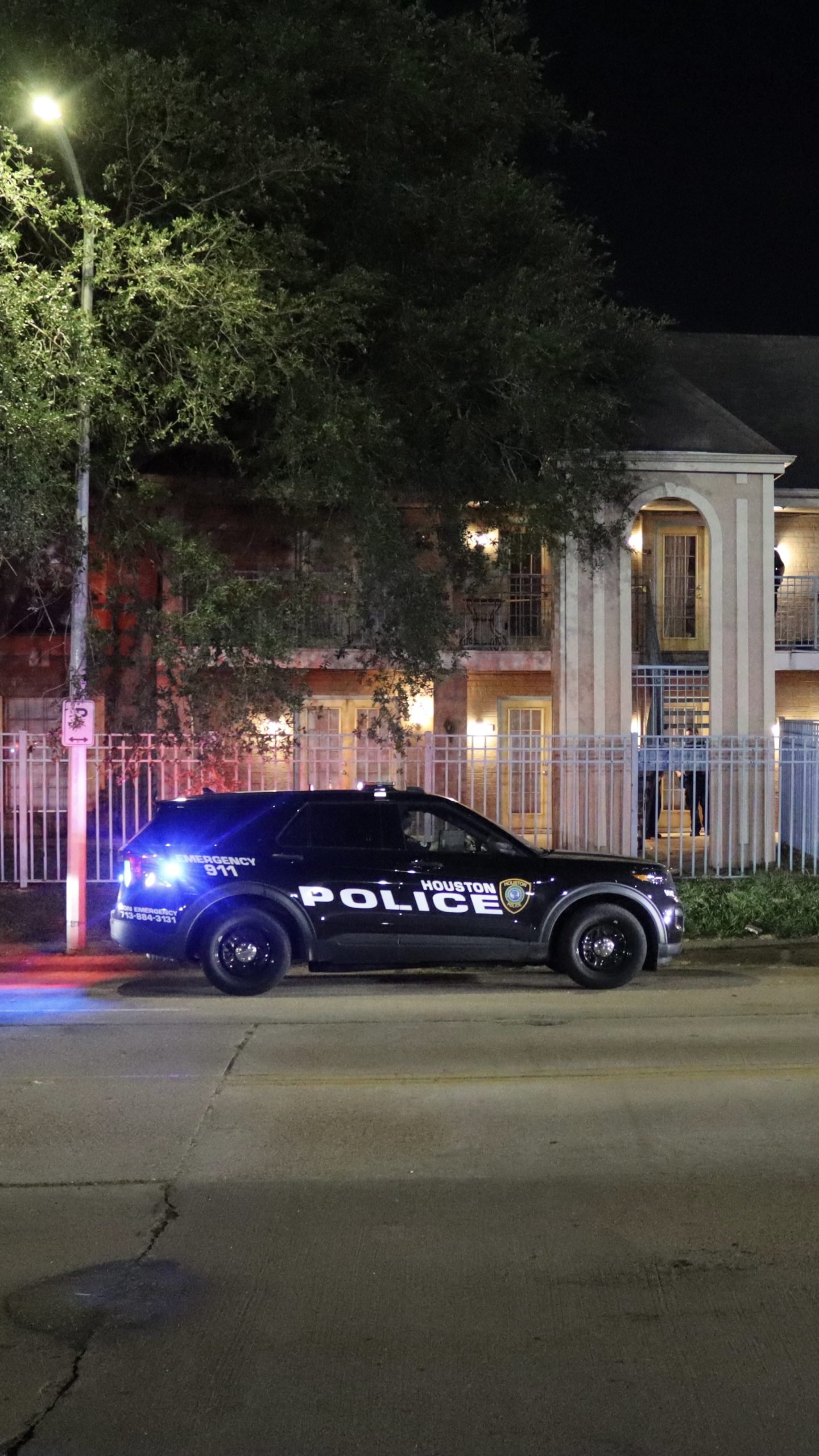 Shooting at Rockridge Place Apartments Houston Stringer