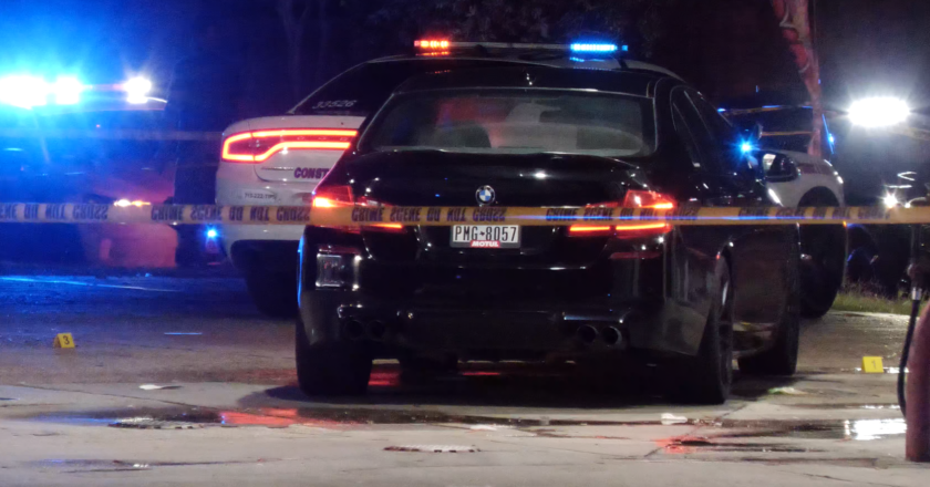 Video: Two teens shot, one dies at hospital after attempting a robbery at a gas station in Harris County