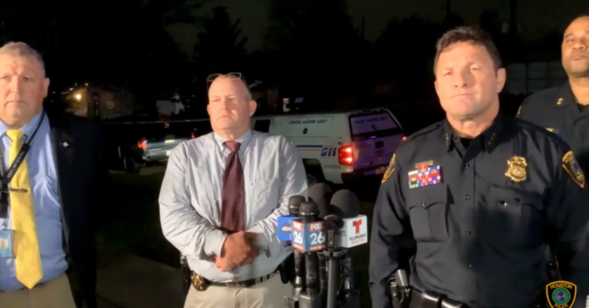 Houston Police Officer Shoots Robbery Suspect During Joint Operation