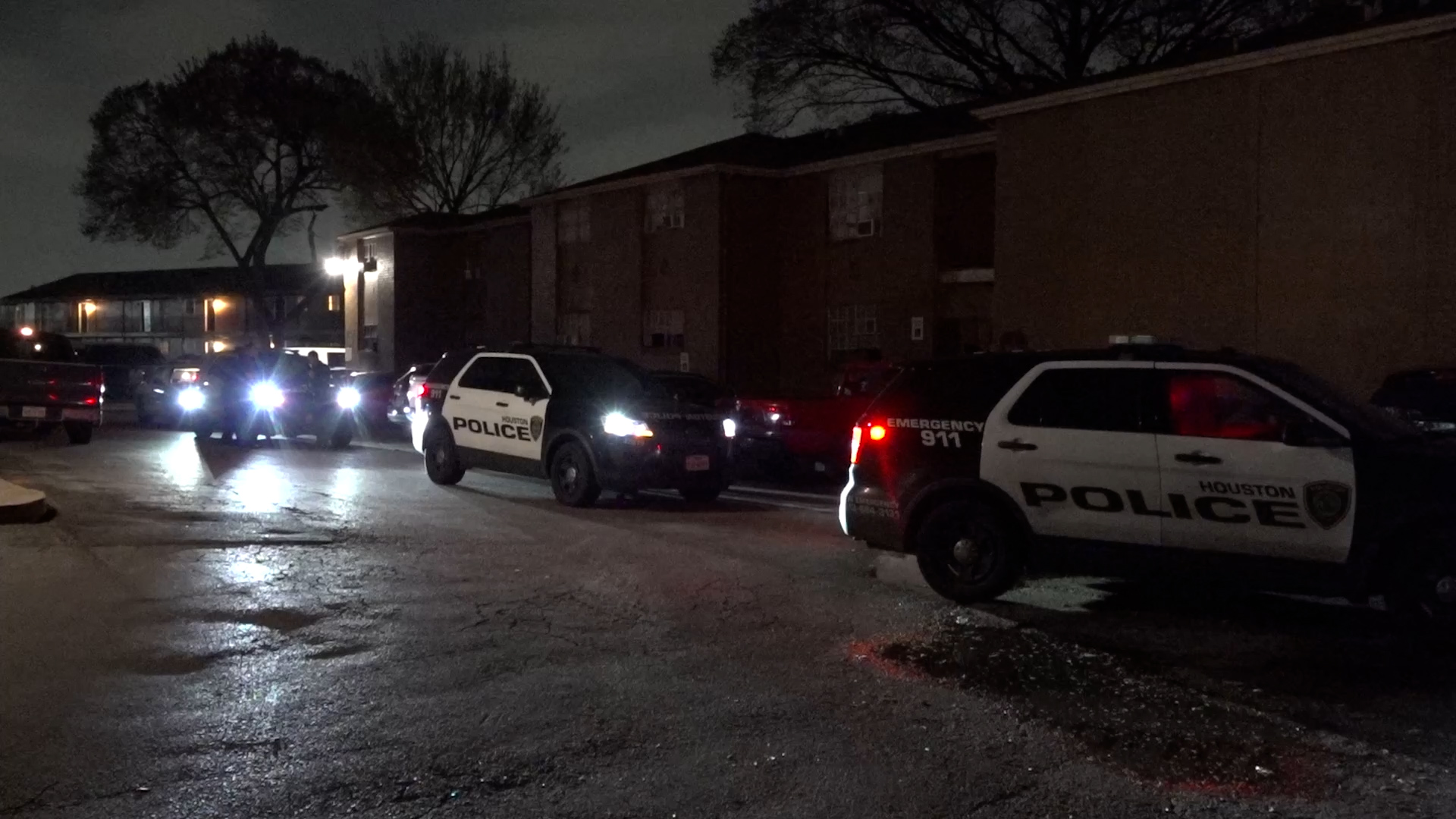 Teen Injured in Shooting After Argument at Southeast Houston Apartment ...