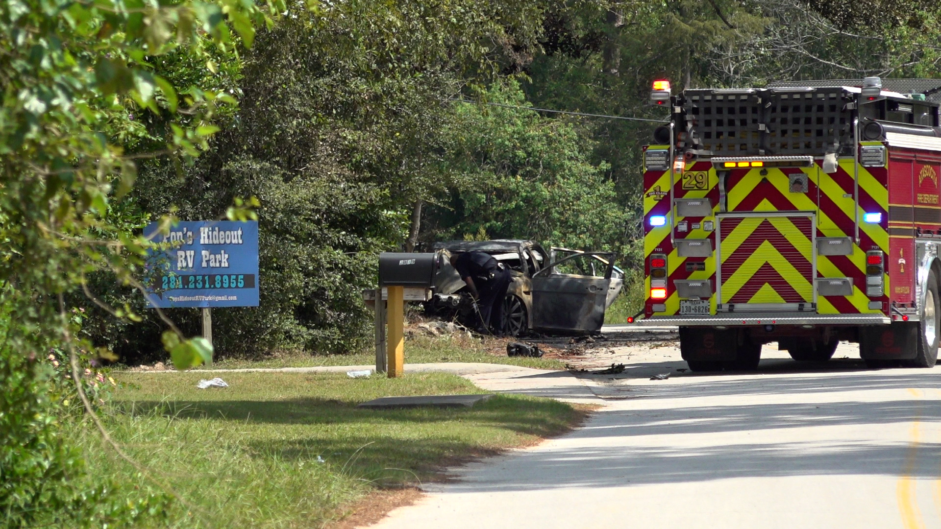 Woman dies after crashing into tree in Humble Houston Stringer