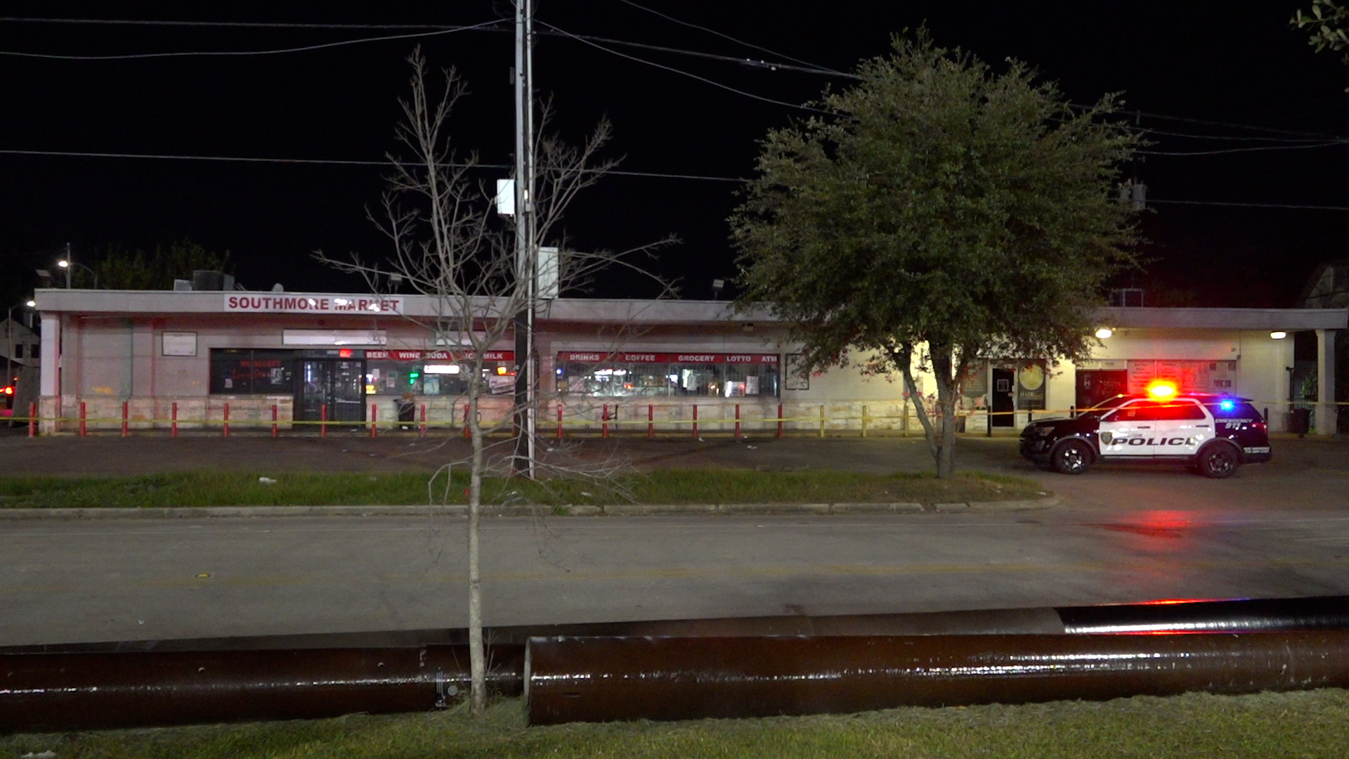 Man shot in back during robbery on Southmore Houston Stringer