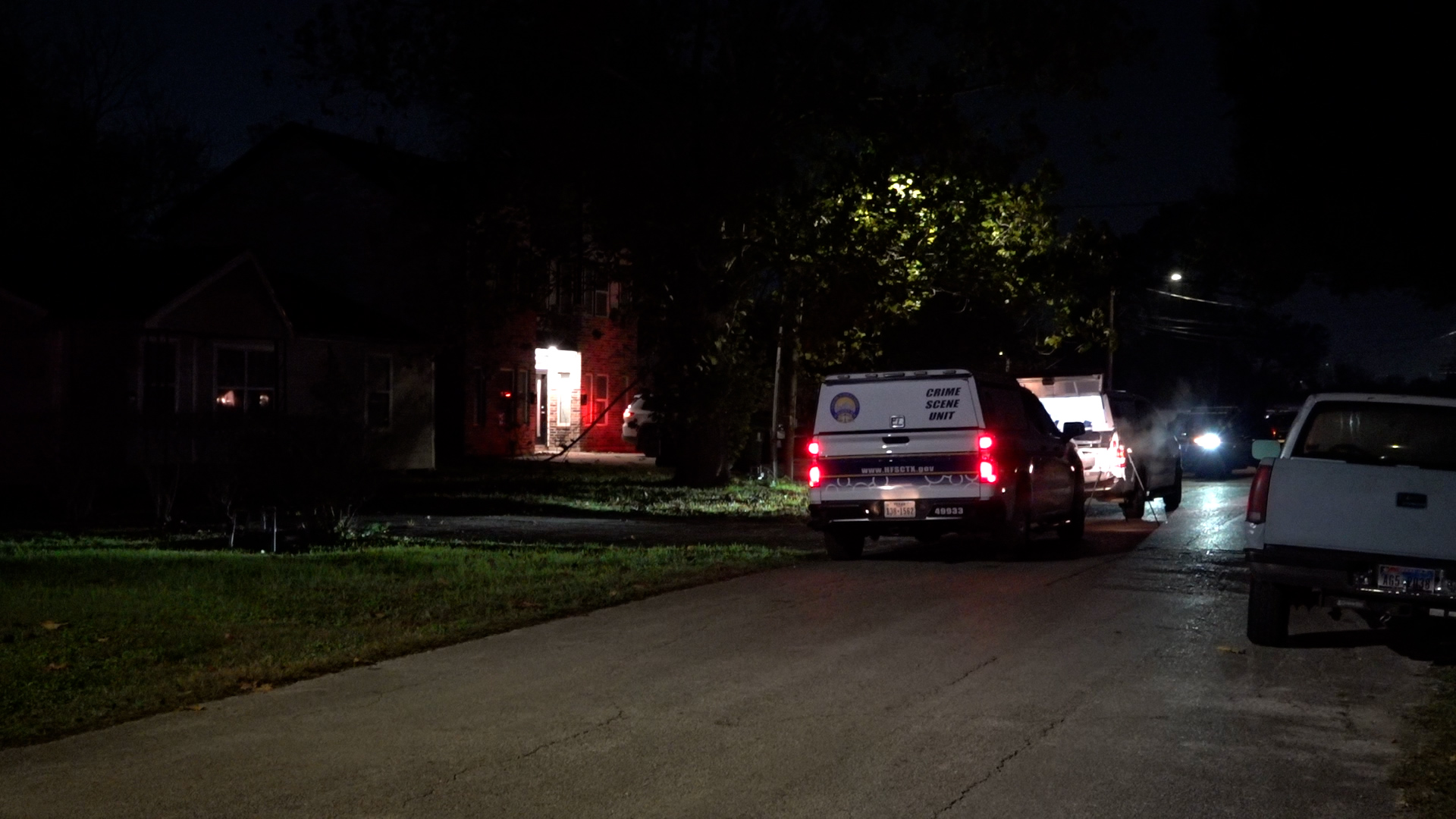 Man found fatally shot inside bullet-riddled car in driveway on Higgins ...