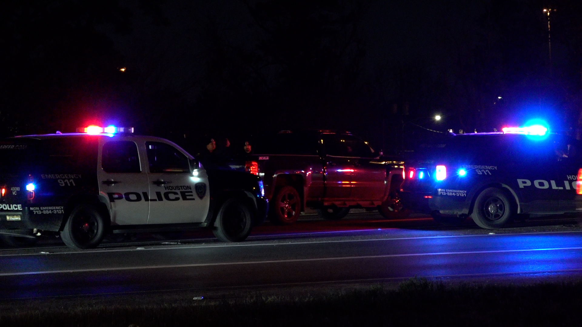 Pedestrian fatally struck on North Freeway - Houston Stringer