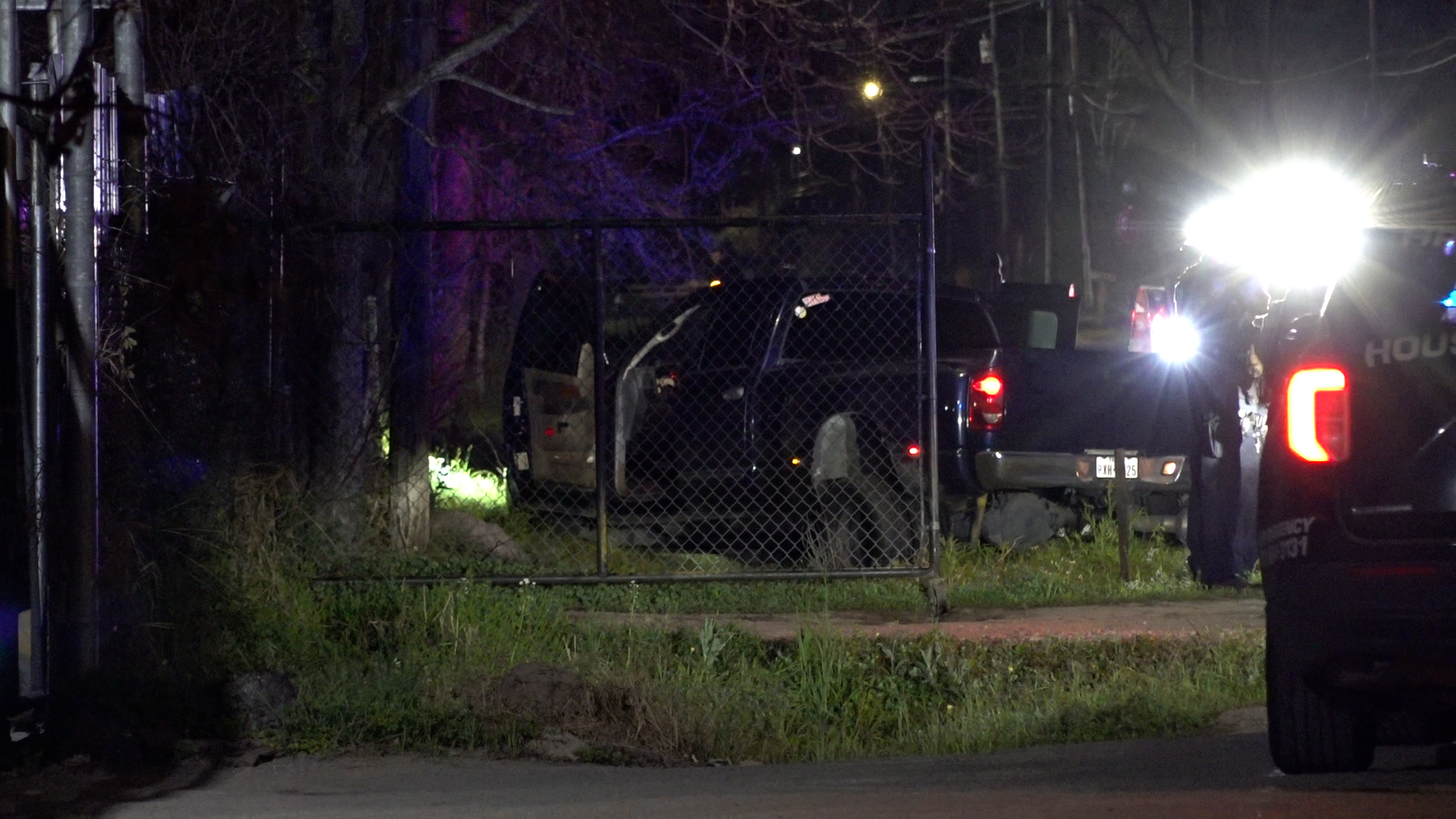 Man found shot inside truck in northeast Houston - Houston Stringer