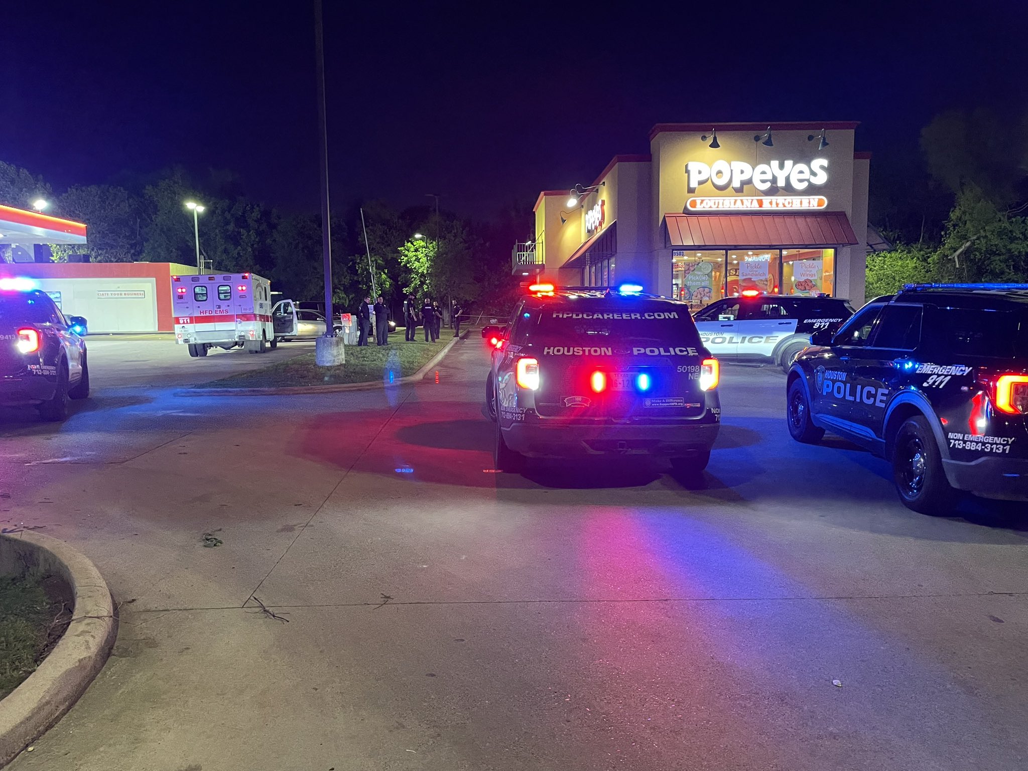 Man found fatally stabbed, one detained in northeast Houston - Houston ...