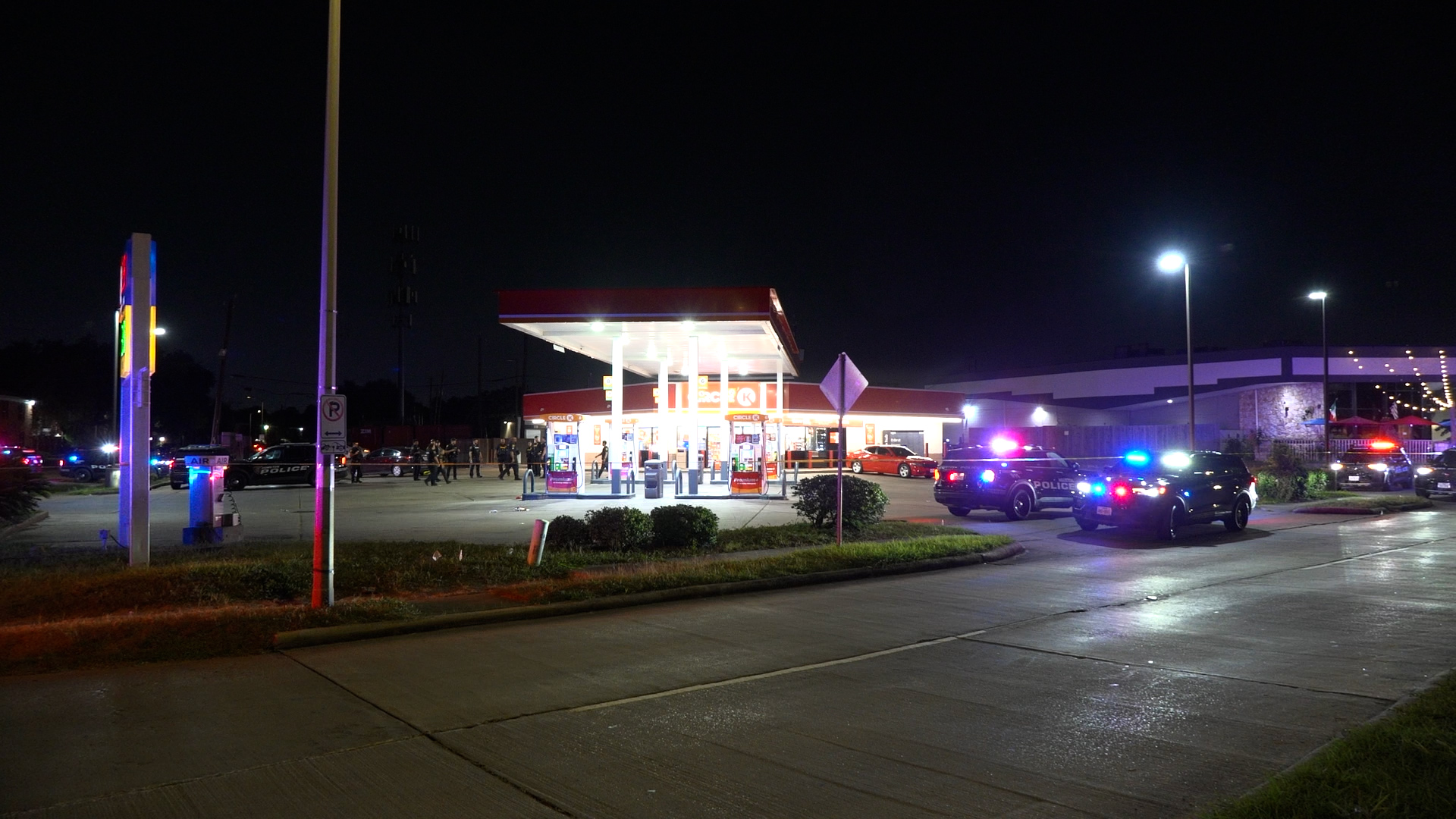 15-year-old suspect arrested in fatal shooting of teen at Circle K gas ...