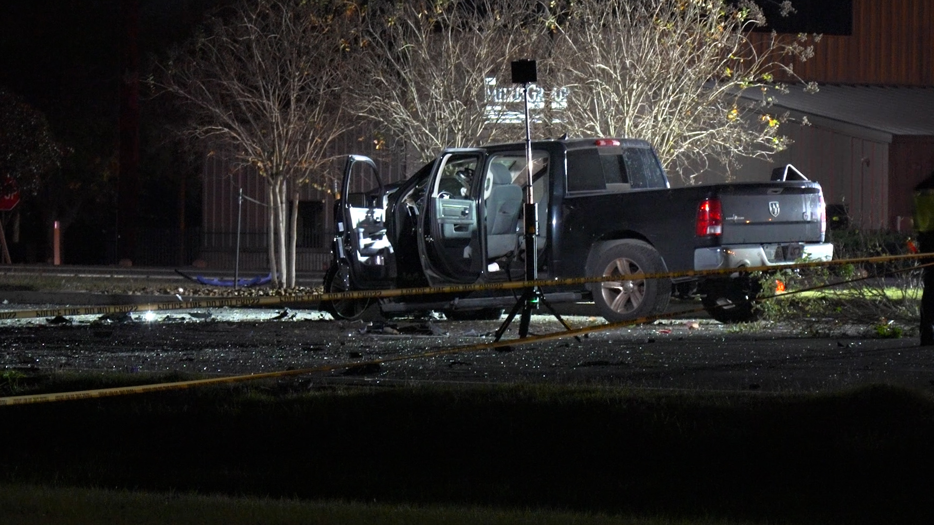 Major crash shuts down State Highway 6 northbound in Sugar Land ...