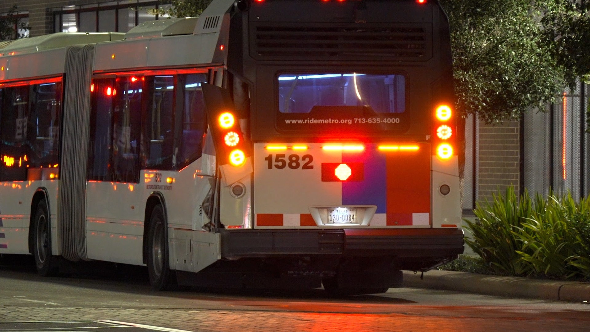 Stringers Bus Unspecified incident damages two Metro buses in downtown Houston ...