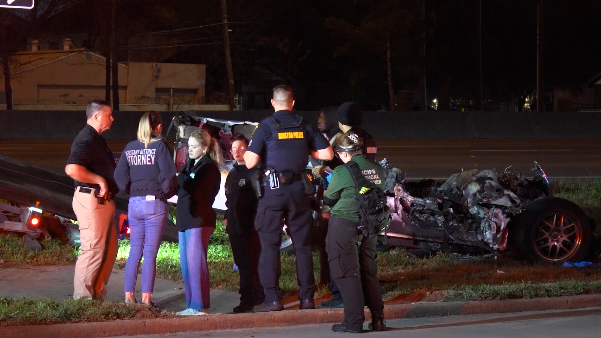Two killed, driver rescued by good Samaritan after fiery crash on South ...