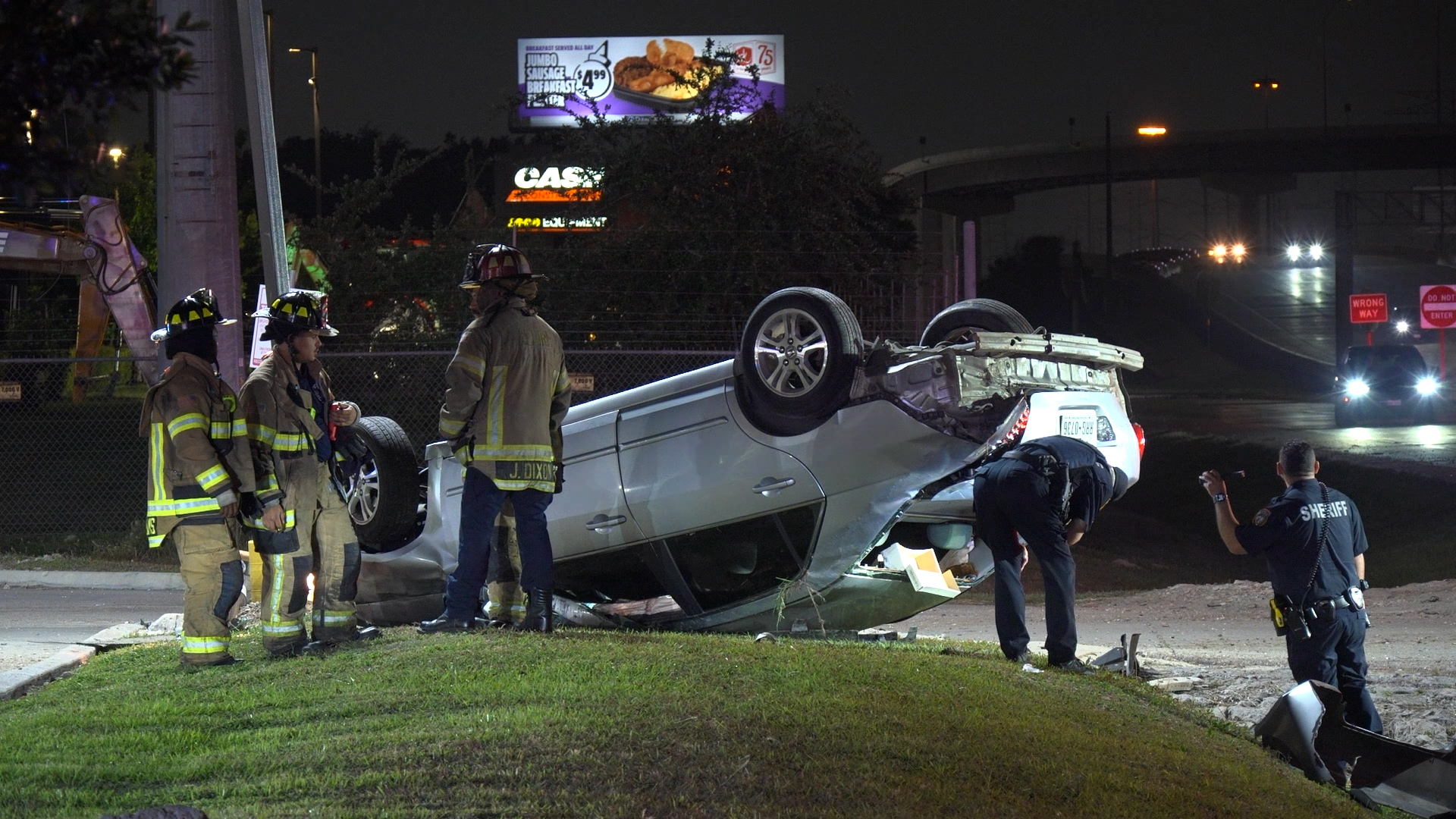 Crash leaves car overturned along the Beltway 8 feeder in north Houston ...